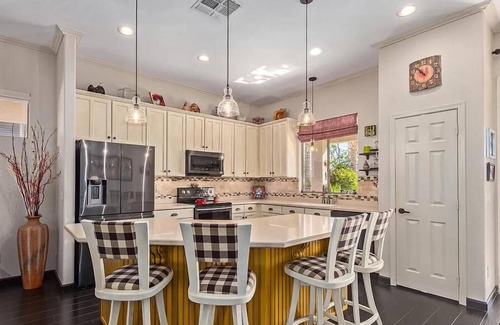 Augusta Ranch Casa | Luxury Oasis: Pool, Hot Tub & Firepit 4 Bedroom Home by RedAwning