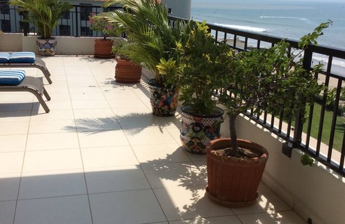 Nuevo Vallarta Condominio | Lujo Frente al Mar Condo Playa Royale Torre 1 Paradise Village