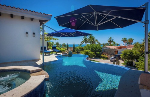 San Jose del Cabo Villa | 5 minutes from the Palmilla beach, Exclusive 6 Luxury BR, gated community