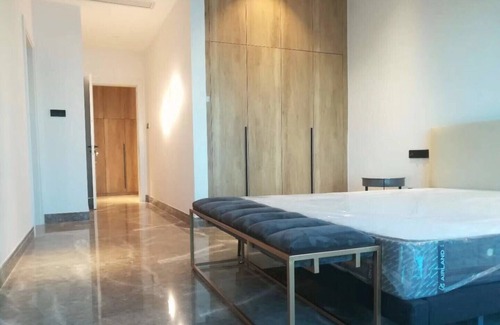 Lingshui Casa | Luxury ocean view apartment with big roof terrace