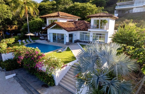El Ocotal Villa | Villa con vista al mar/5 habitaciones y limpieza diaria