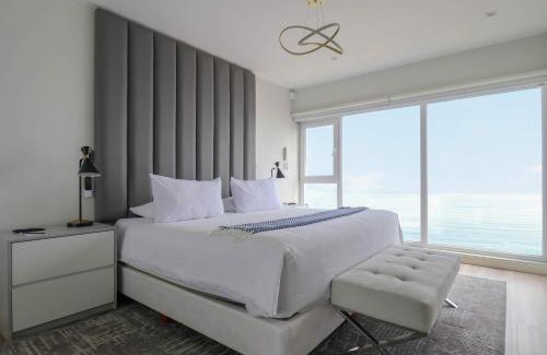 Armendariz Apartamento | Luxury Ocean View Penthouse with Pool in Miraflores