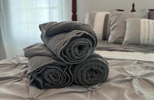 Stonyhill Apartamento | Luxury Ocean View Suite - Private Balcony