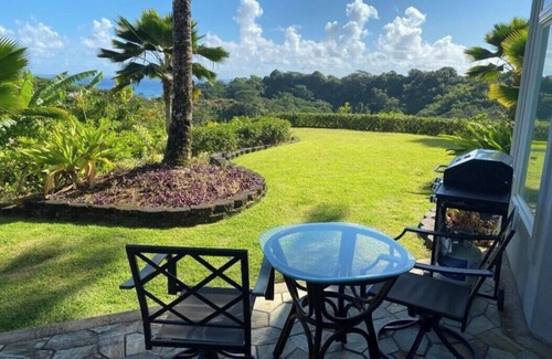 Kaiulani Condominio | Luxury Ocean View Townhouse; 2,864SqFt; 3 Bedroom; 3-1/2 Bath; 3 community pools