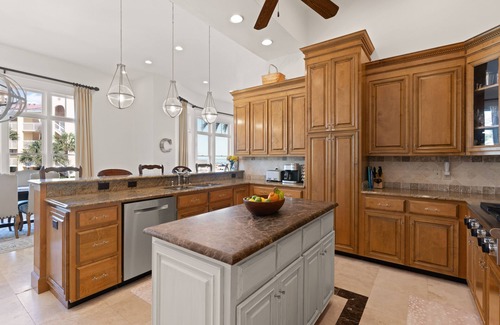 Saint Simons Island Condominio | Luxury oceanfront retreat with amazing sunrise views over the Atlantic