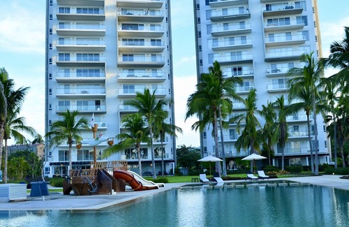 Olas Altas Condominio | Luxury Oceanfront Condo in Manzanillo