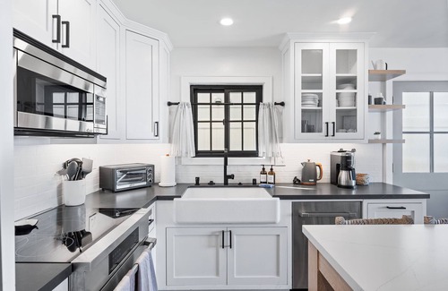 Mission Beach Casa | Luxury oceanfront fourplex with roof deck, sleeps 22