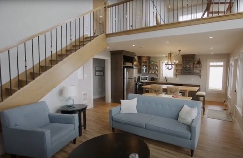 Lunenburg Cabaña | Luxury Oceanfront Home in Lunenburg