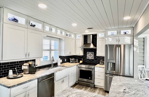 South Nags Head Casa | Luxury Oceanfront home in South Nags Head!