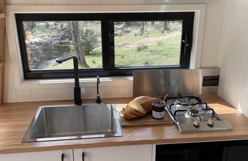 Joadja Cabina | Luxury Off-Grid Tiny House in the beautiful Southern Highlands