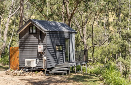 Joadja Cabina | Luxury Off-Grid Tiny House in the beautiful Southern Highlands