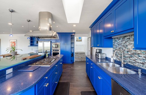Canoga Park Casa | Architectural gem, Hilltop Views, Luxury & Private