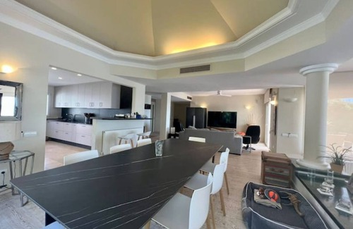 Carib Playa Villa | Lujo en primera línea de playa