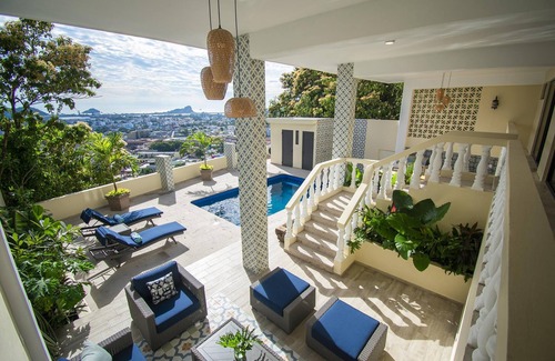 Balcones de Loma Linda Casa | Luxury on the hill Vista Hermosa