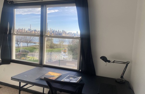 Edgewater Condominio | Luxury on the Hudson River condo overlooking New York City