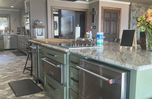 Chandler Casa | Luxury on the Lake at Legends Retreat
