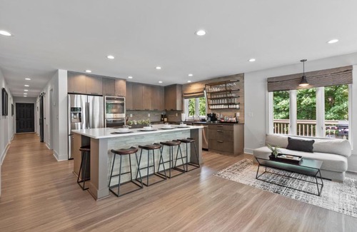 Mayhew Casa | Luxury On Woodstream