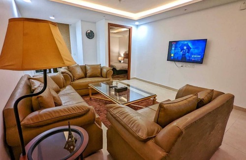 Lahore Apartamento | Luxury one bedroom Suite