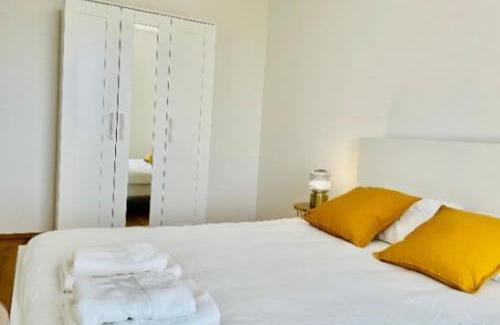 Bonnevoie Apartamento | Luxury one bedroom w terrace&parking- 142-100