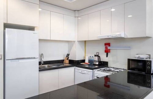 Downtown Dubai Apartamento | Luxury One-Bedroom with View JVC