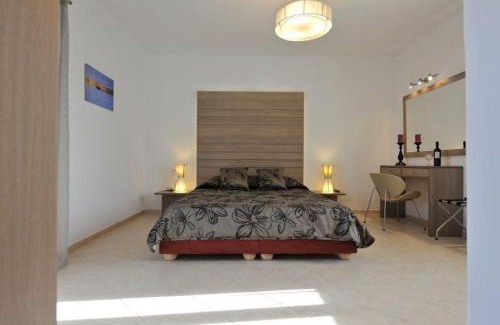 Naousa Villa | Luxury Paros Villa 1 Bedroom Villa Divine Sea Wonderful Sea Views & Great For Young Couples Naousa