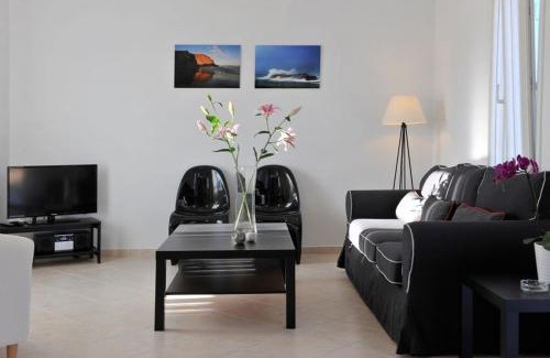 Naousa Villa | Luxury Paros Villa 1 Bedroom Villa Divine Sea Wonderful Sea Views & Great For Young Couples Naousa