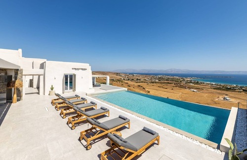 Paros Villa | Luxury Paros Villas | Villa Liberty | 4 Bedrooms | Sea Views and Swimming Pool | Drios