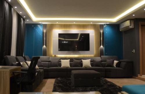Maadi Apartamento | Luxury partial Nile view Maadi Cairo apartment