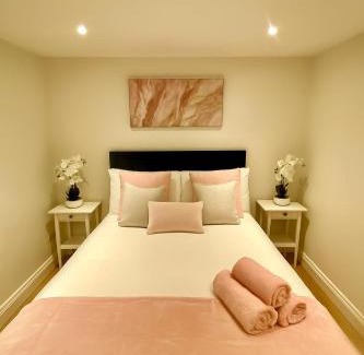 West Hill Apartamento | Luxury Penthouse 3-Bedrooms Private