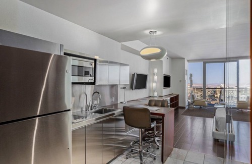 Las Vegas Apartamento | Luxury Penthouse 53rd Floor Breathtaking Strip Views Balcony