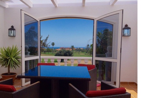 Caleta de Fuste Apartamento | Luxury Penthouse apartment at the Fuerteventura Golf Resort, private roofterrace