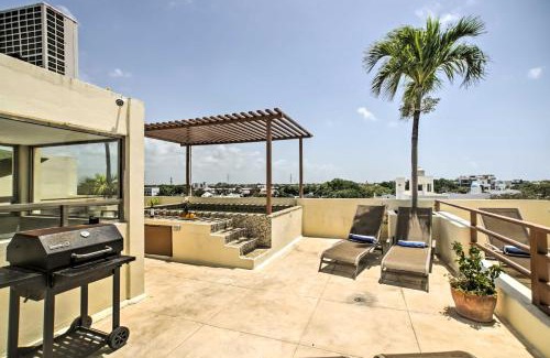 Tohoku Apartamento | Luxury Penthouse with Rooftop Pool - Walk to Beach!