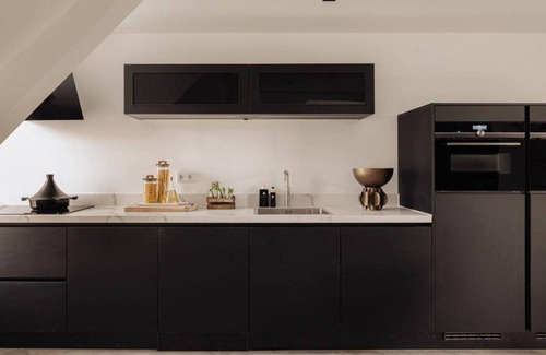 Museum Quarter Apartamento | Luxury Penthouse off the Avenue near Vondelpark