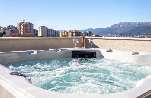 Mejasi Apartamento | Luxury penthouse Papic with jacuzzi & the view
