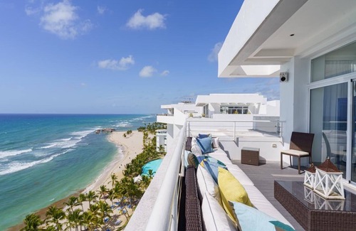 Villas Del Mar Condominio | Luxury penthouse Porto bello Bellísima