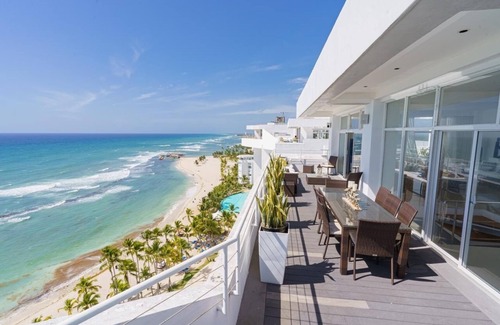 Villas Del Mar Condominio | Luxury penthouse Porto bello Bellísima