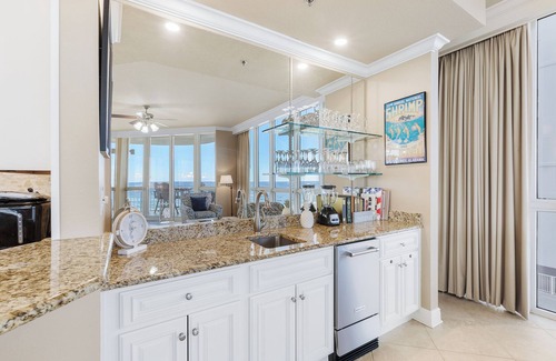 Gulf Shores Condominio | LUXURY Penthouse Style Condo 2