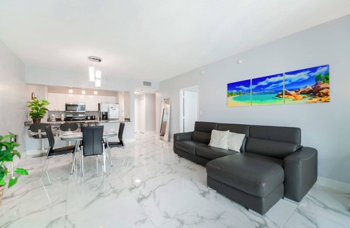Brickell Apartamento | Elegant Brickell Penthouse Stay