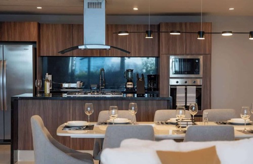 Zona Hotelera Apartamento | Luxury Penthouse with Private Rooftop