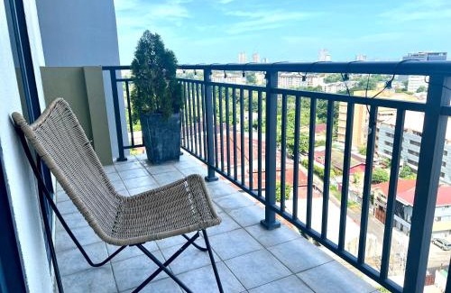Cebu Apartamento | Luxury pet friendly large 1bedroom w balcony