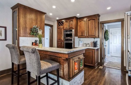 West Plaza Casa | Luxury Plaza House. Amazing Property.