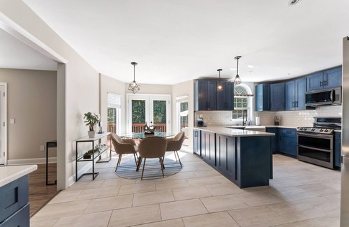 Stroudsburg Casa | Luxury Poconos Estate, Hot Tub, Game Room, Pets