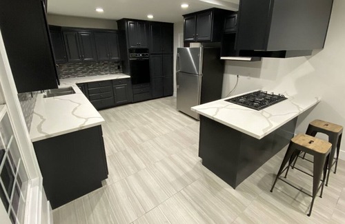 Bolsa Chica-Heil Casa | Luxury Pool home 8 miles from disney / 2 miles from beach