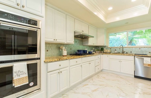 Glendora Casa | Luxury Pool Home in Glendora Foothills Retreat