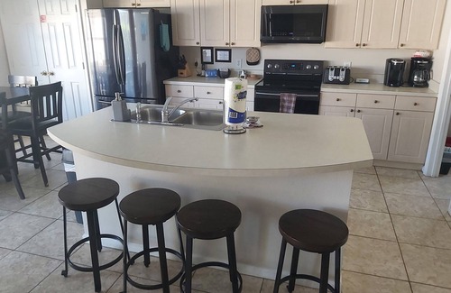 Windsor Palms Casa | Pasos hacia Disney, Luxury Pool Home, 2 Master Suites, Gated, Game Rm, WIFI gratuito, BBQ