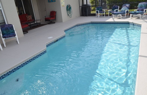 Windsor Palms Casa | Pasos hacia Disney, Luxury Pool Home, 2 Master Suites, Gated, Game Rm, WIFI gratuito, BBQ