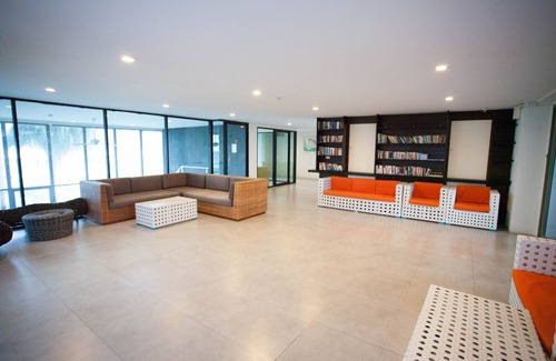 Pattaya Bay Apartamento | Piscina de lujo en el corazón de Pattaya