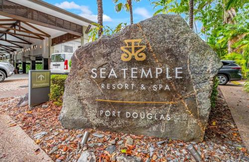 Port Douglas Apartamento | Luxury Port Douglas beachside 3 Bedroom Sea Temple Apartment with Private roof terrace