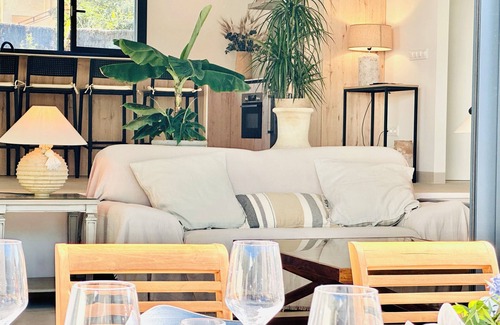 Los Canos de Meca Chalet De Esquí | Luxury & privacy to connect with nature & local culture. Costa de la Luz