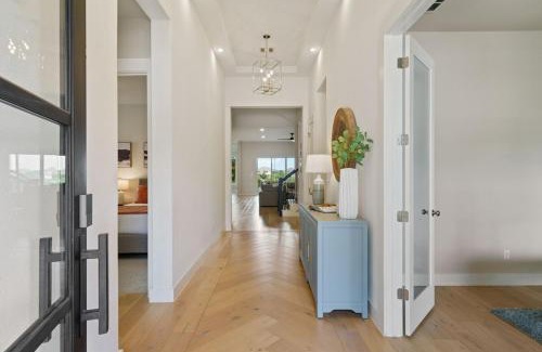 Leander Casa | Luxury, Private Cinema, Amazing Views, and more!